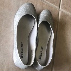 Sparkly/Glittery Silver Flats